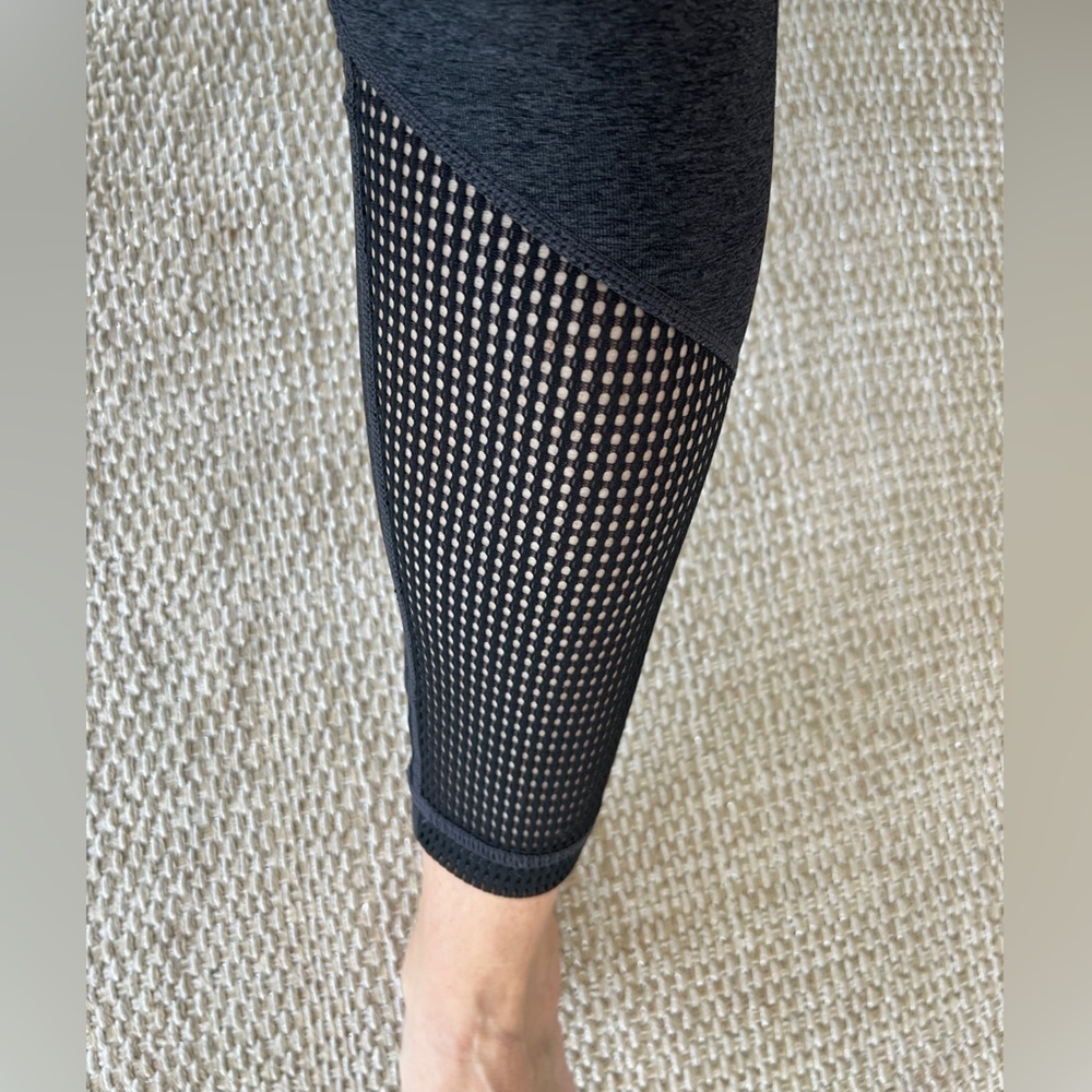 Z by Zella High Waisted Illustrious Charcoal Gray & black Mesh Leggings Sz Small - Picture 7 of 10